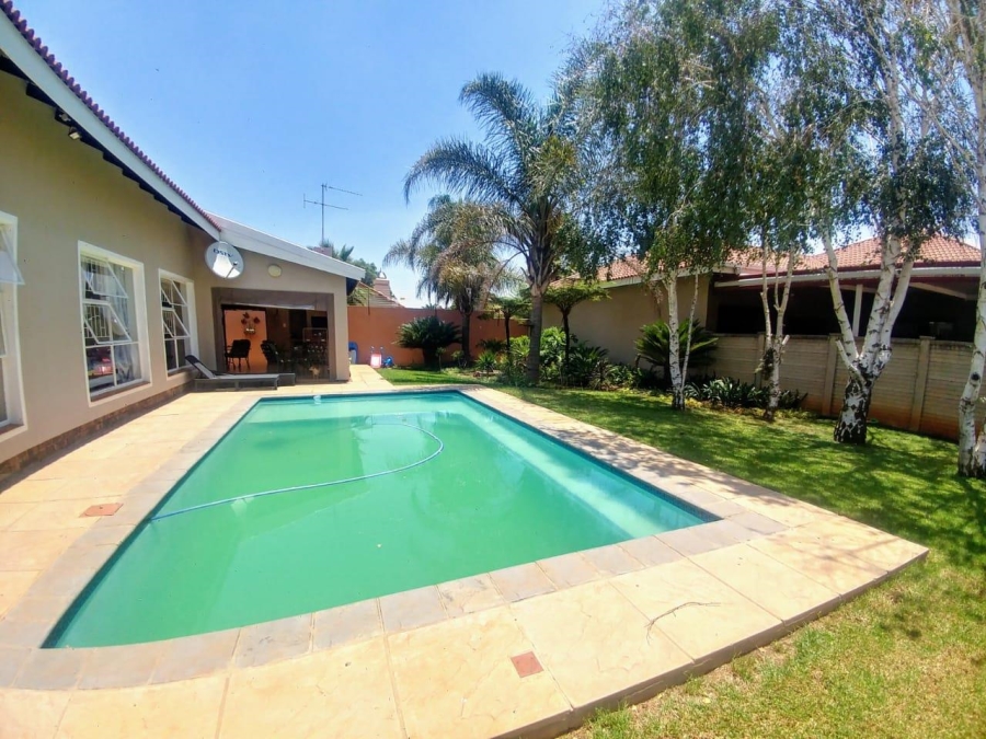 To Let 3 Bedroom Property for Rent in Maraldi Estate Free State